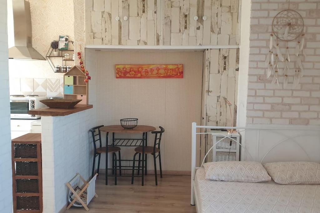 Apartamento Καλινοβου 1 Κευελπιδων Πεδιον Αρεωσ Atenas Exterior foto