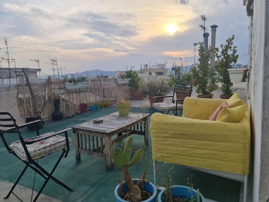 Apartamento Καλινοβου 1 Κευελπιδων Πεδιον Αρεωσ Atenas Exterior foto